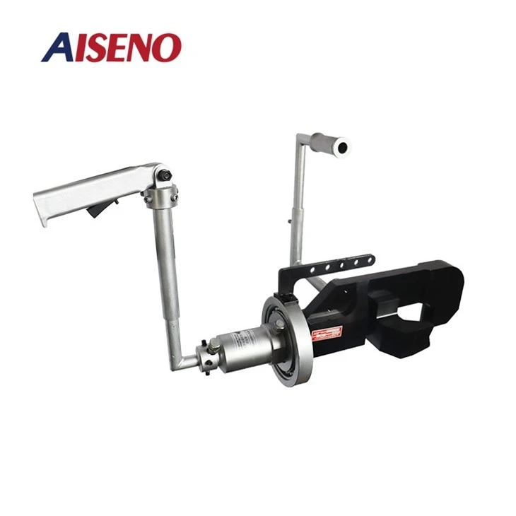 Hydraulic runner breaker